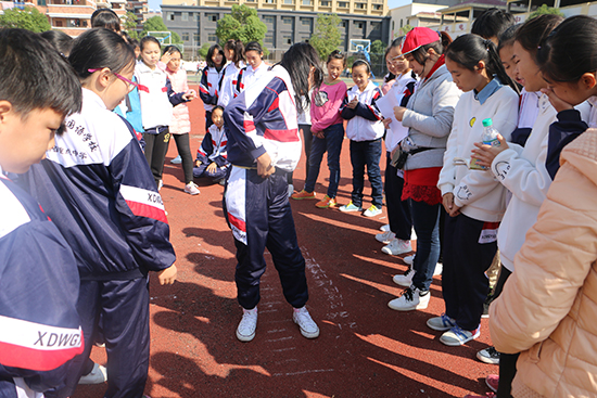 南昌现代外国语学校(象湖校区)举办2016秋季田径运动会