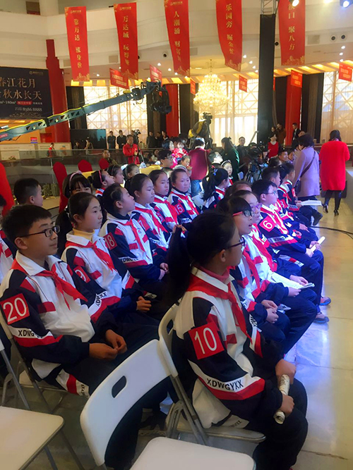 南昌现代外国语学校(象湖校区)组织学生参加“江西省首届少年诗词大赛”活动