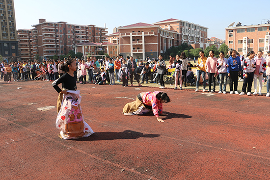 南昌现代外国语学校(象湖校区)举办2016秋季田径运动会